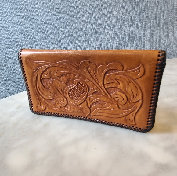 Vintage Tooled Leather Cowboy Western Purse Wallet EUC - Picture 2 of 3